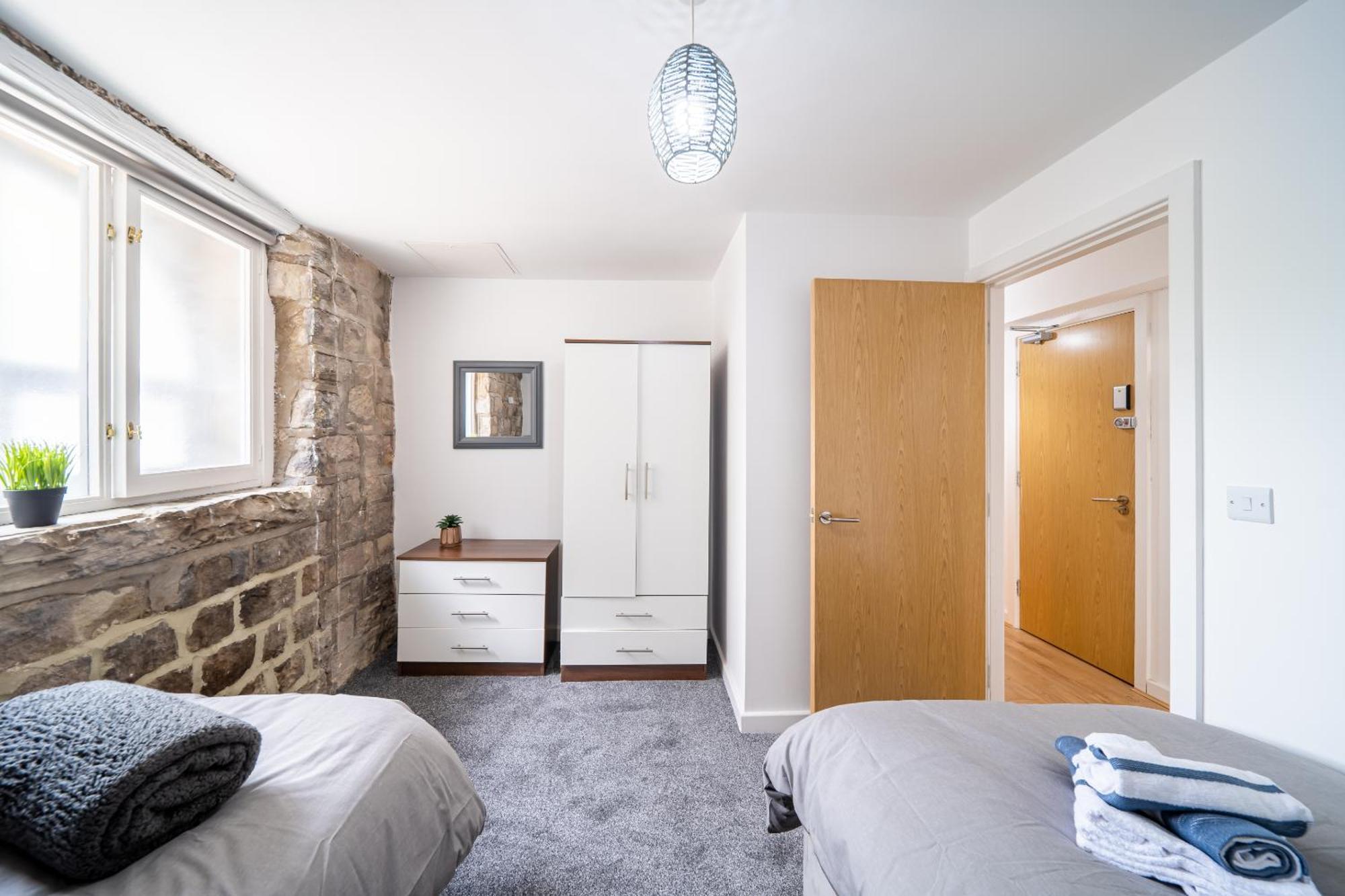 Bv Charming 2-bedroom By Kirkstall Shopping Centre, Free Parking Apartment Leeds (West Yorkshire)