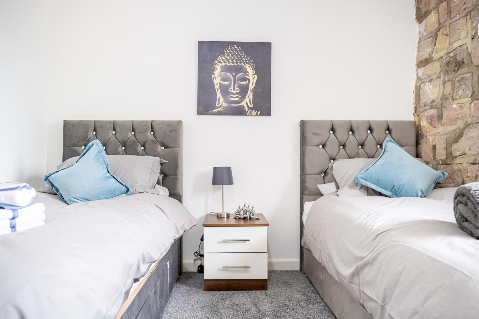 Apartment Bv Charming 2-bedroom By Kirkstall Shopping Centre, Free Parking