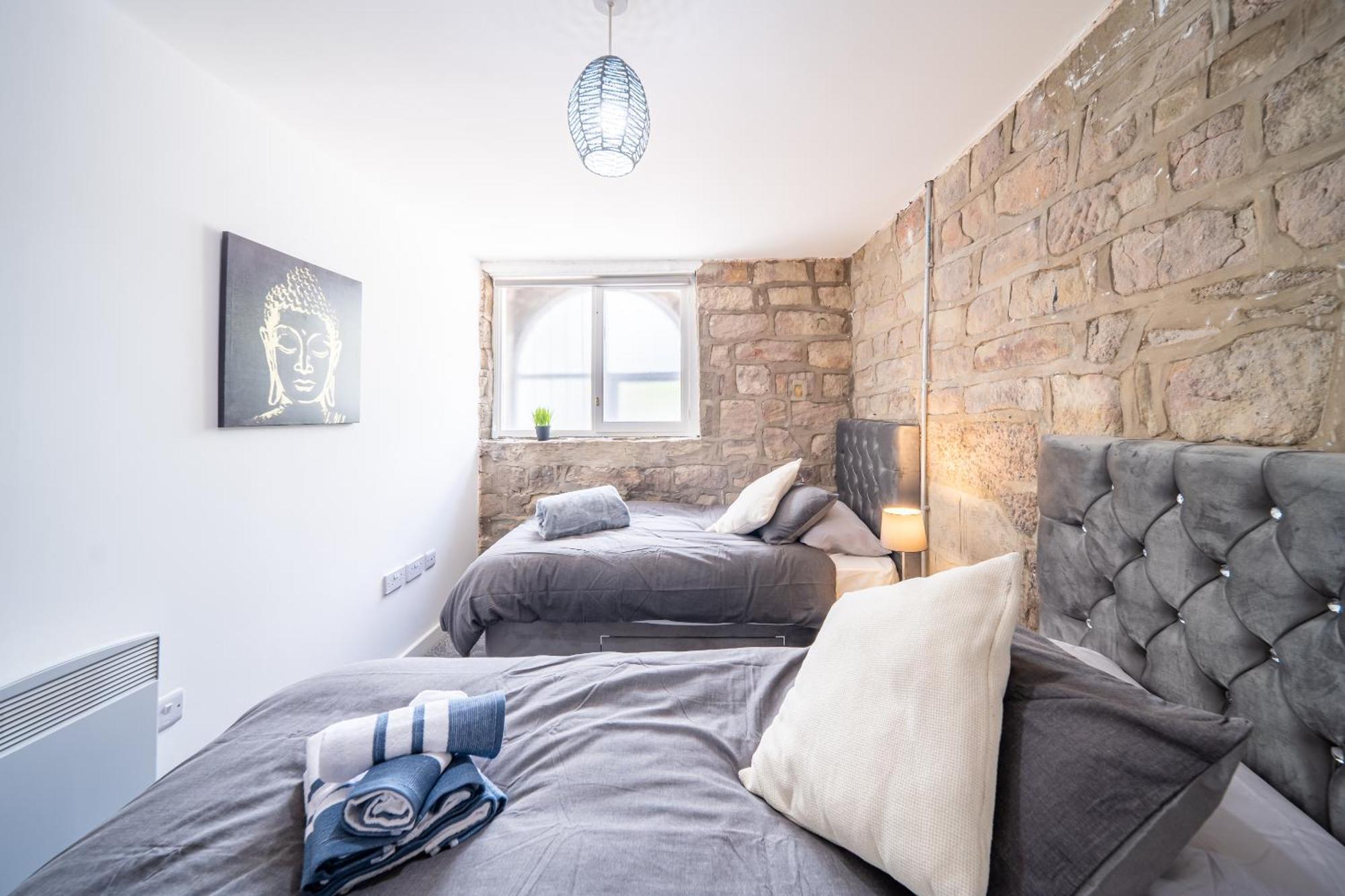 Bv Charming 2-bedroom By Kirkstall Shopping Centre, Free Parking Apartment