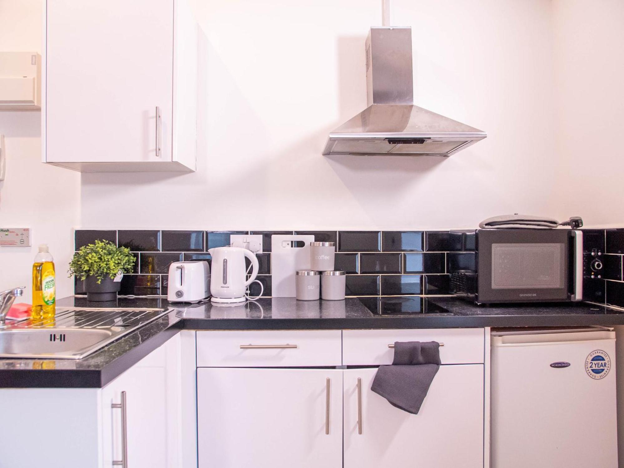 Bv Charming 2-bedroom By Kirkstall Shopping Centre, Free Parking Leeds (West Yorkshire)