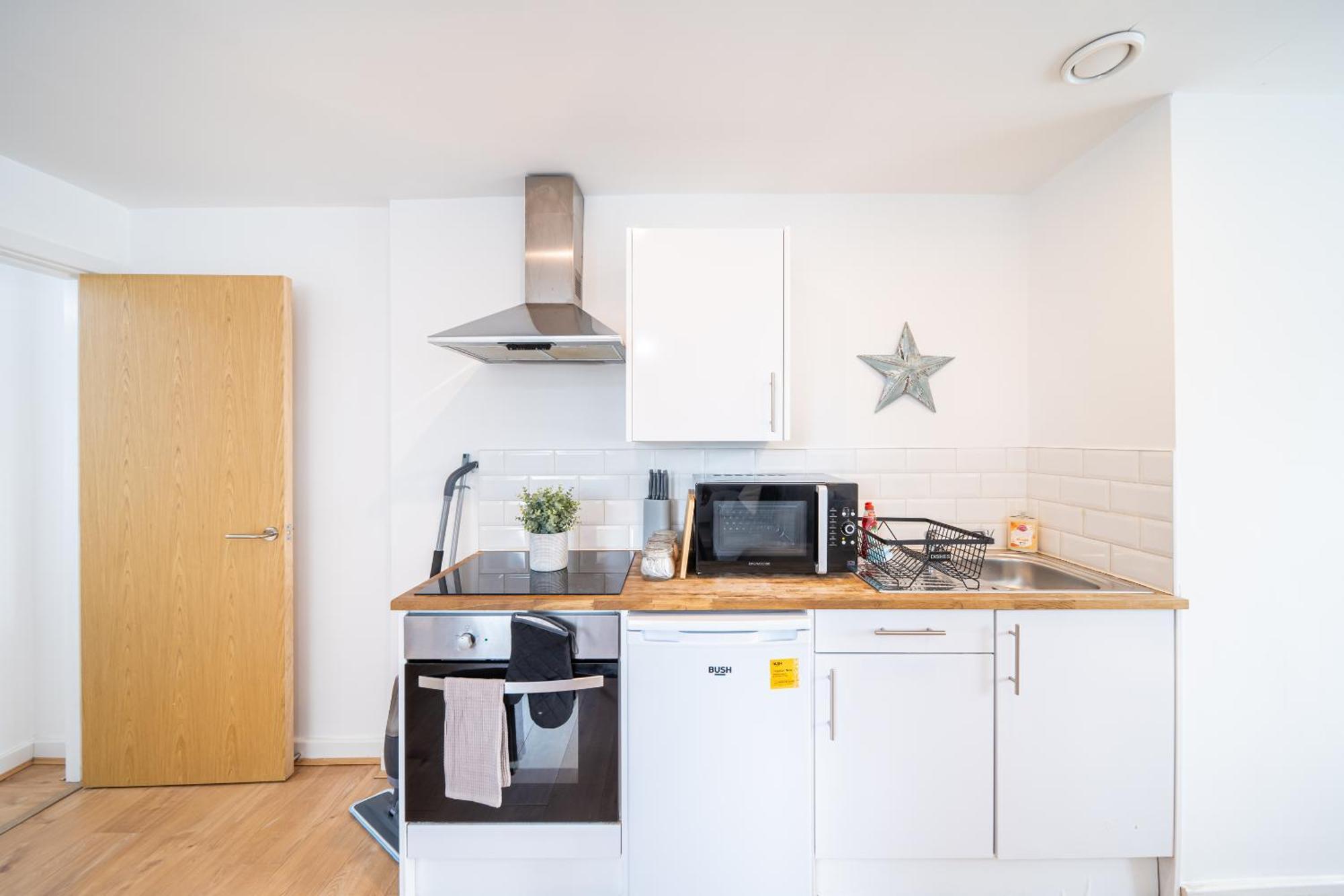 Bv Charming 2-bedroom By Kirkstall Shopping Centre, Free Parking Apartment