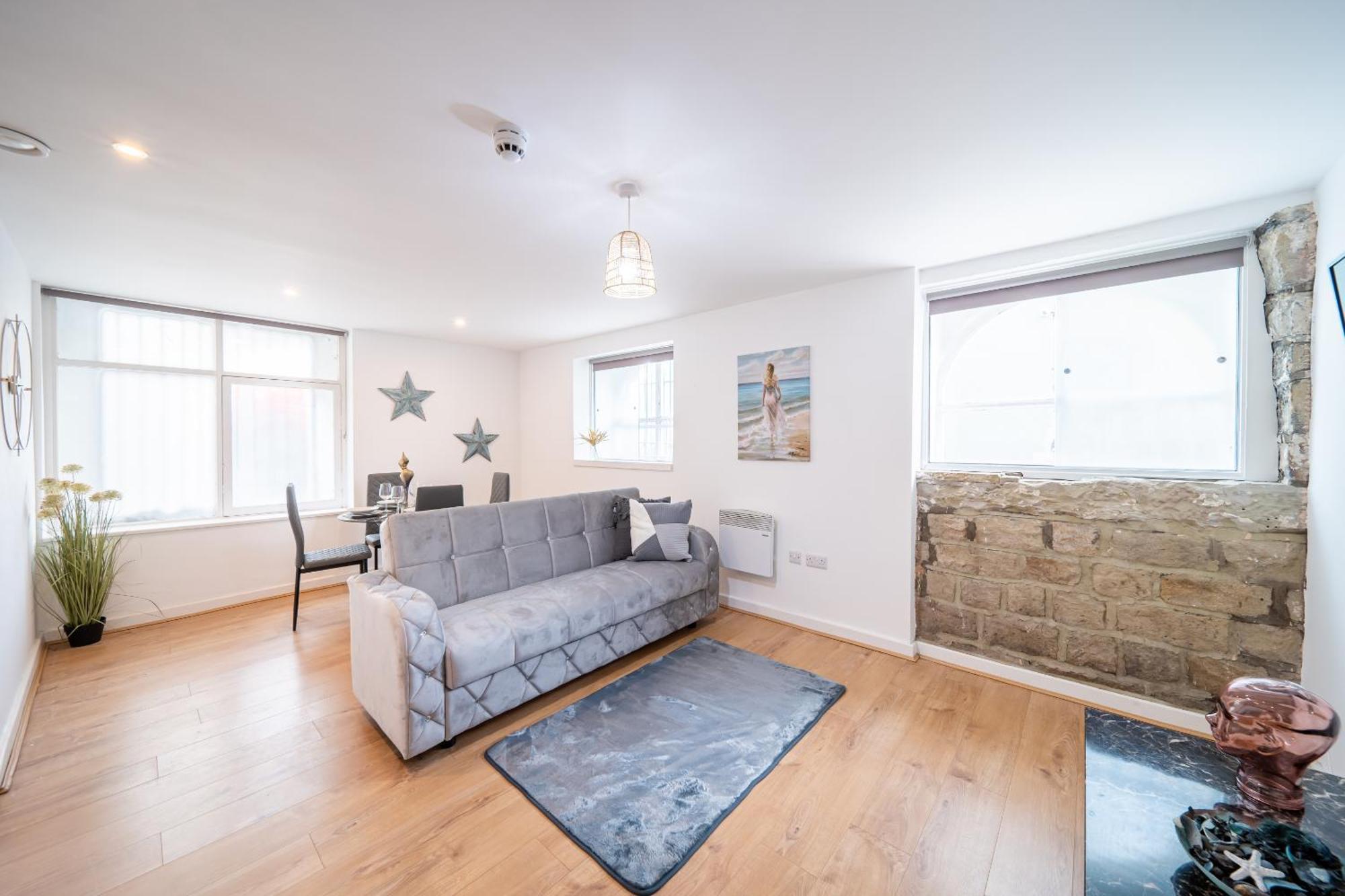 Apartment Bv Charming 2-bedroom By Kirkstall Shopping Centre, Free Parking *