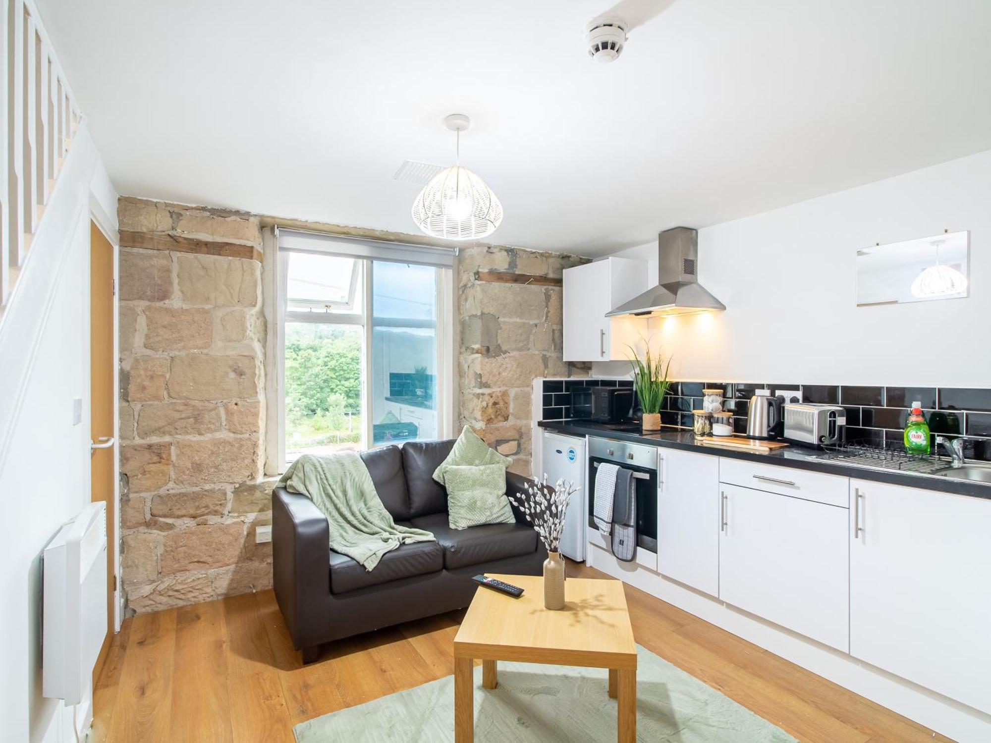 Apartment Bv Charming 2-bedroom By Kirkstall Shopping Centre, Free Parking *