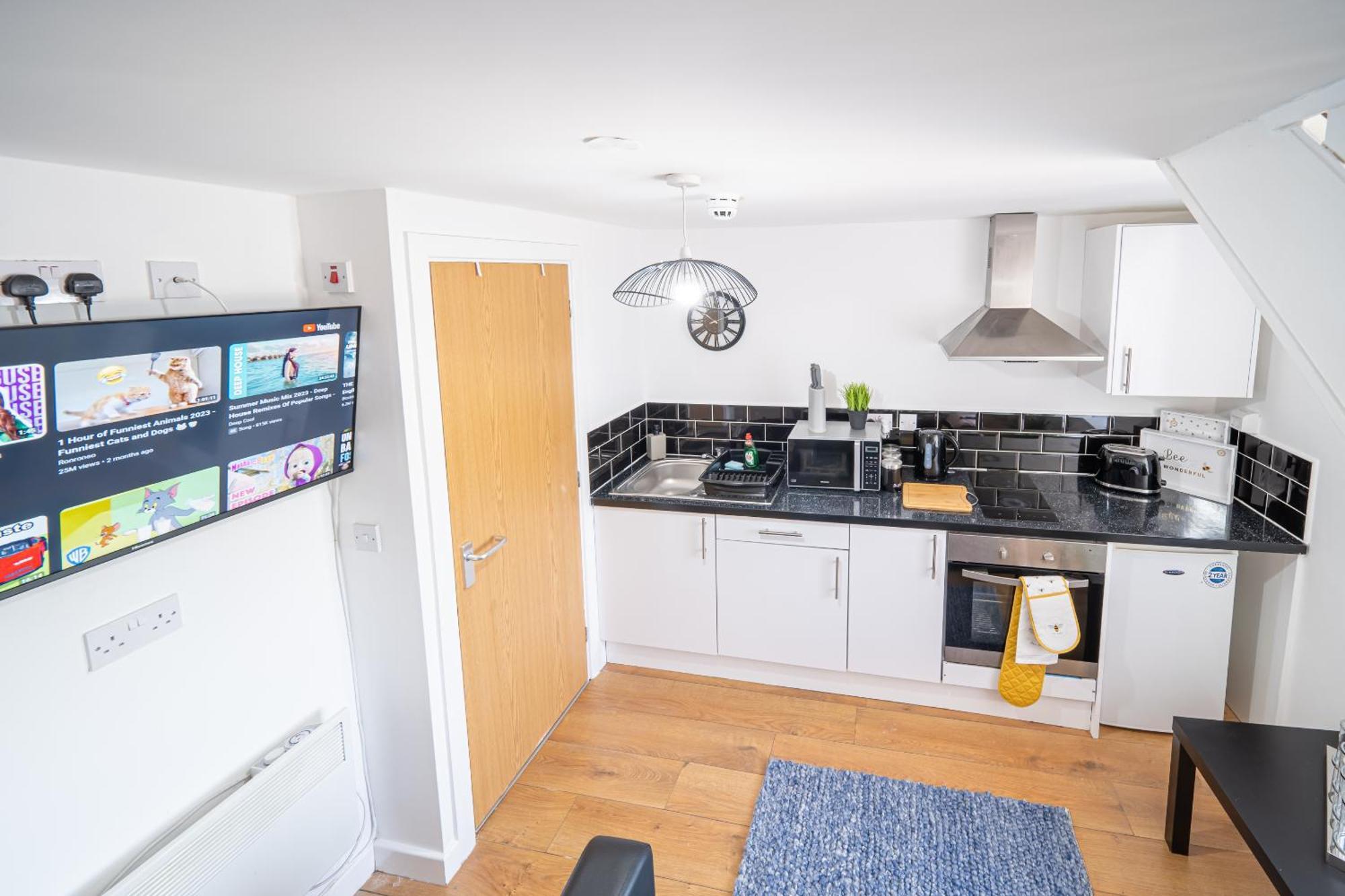 Bv Charming 2-bedroom By Kirkstall Shopping Centre, Free Parking Apartment Leeds (West Yorkshire)